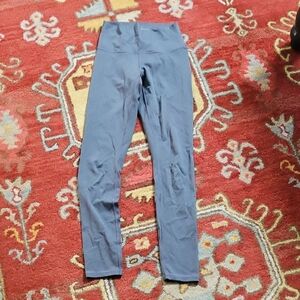 Everlane Perform Leggings